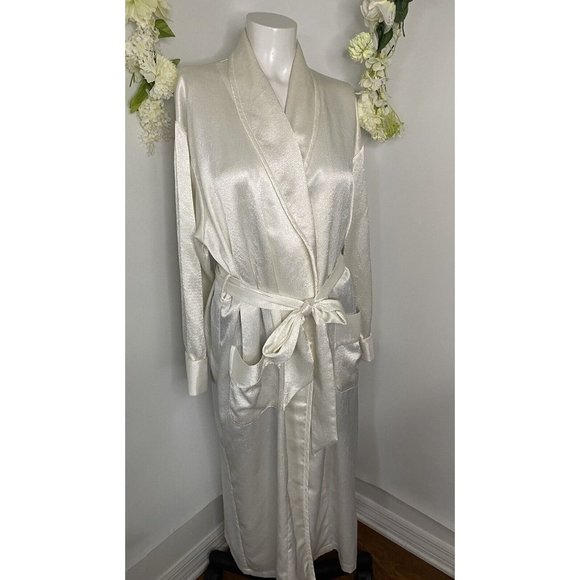Victoria's Secret Vintage Ivory Satiny Fabric Long Robe Belted Size Petite Small - Picture 5 of 16